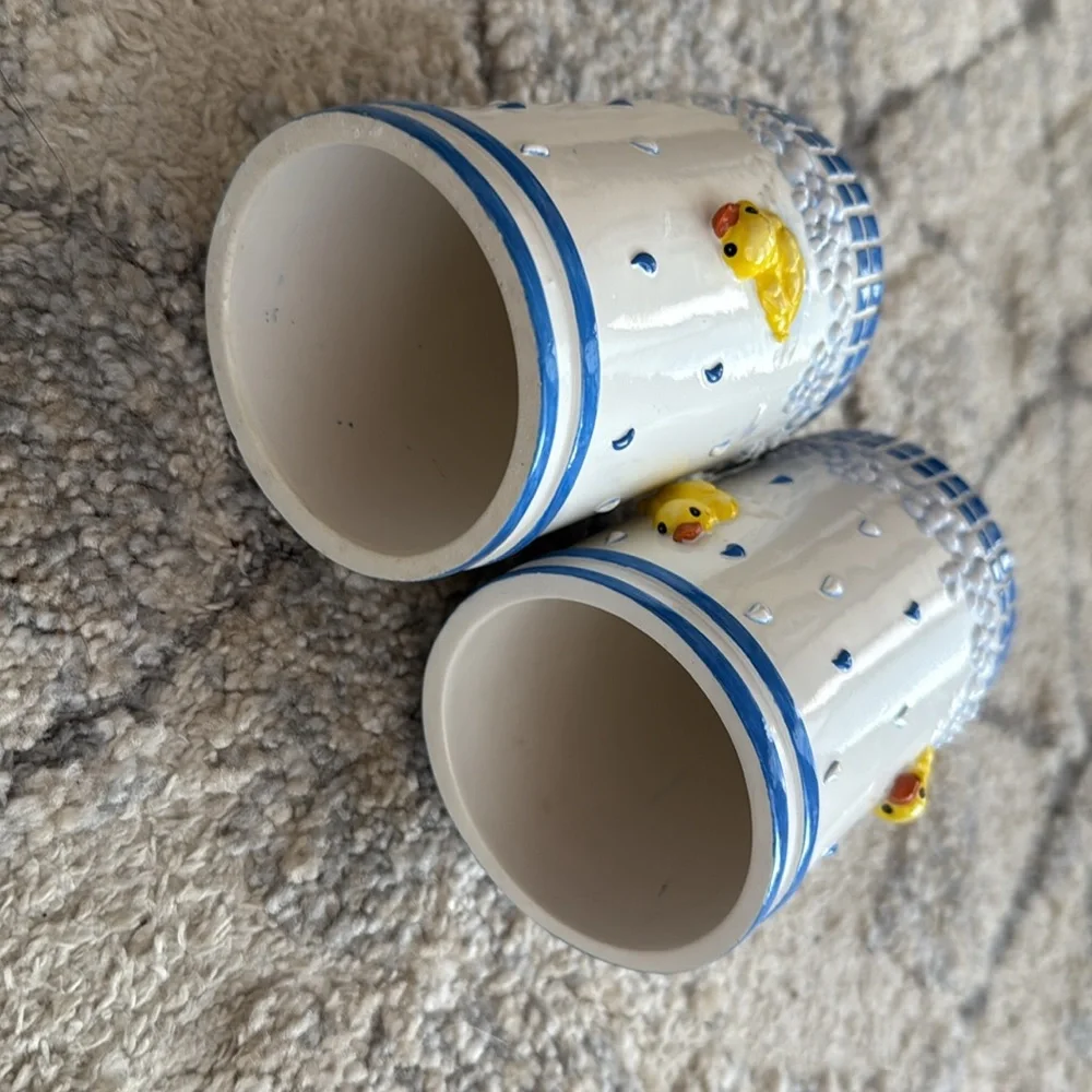 Ducklings in the Rain Cups set of (2) 3.5”x4.5” each Resin toothpaste toothbrush